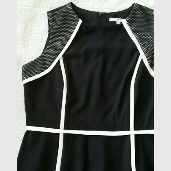 Sheath Studio One Dress - Picture 6 of 6